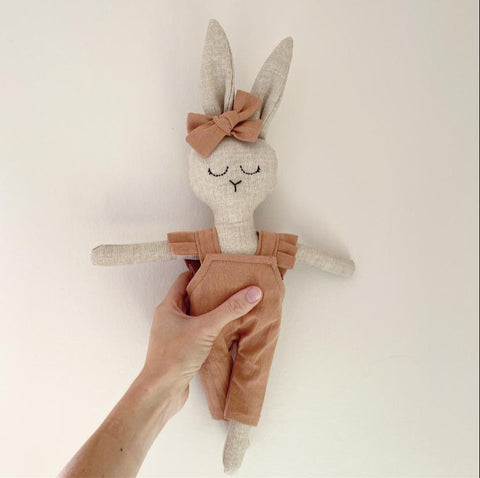 Lily Bun - Terra Cotta